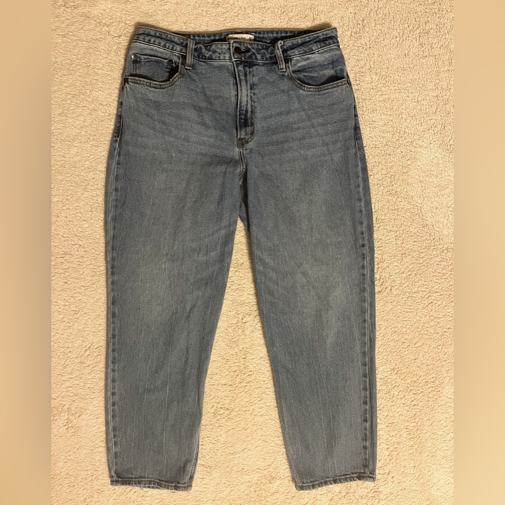 Abercrombie & Fitch The Mom High Rise Jean Curve Love 32/14